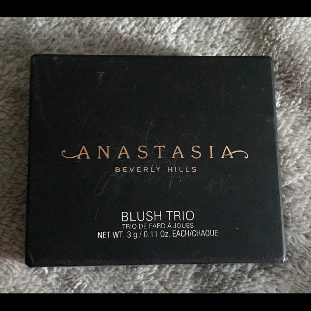 Anastasia Blush Trio in Cocktail Party Shade